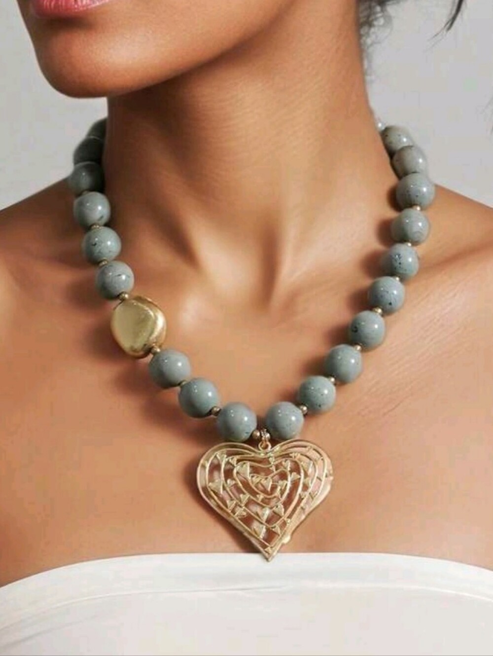 Gold Heart Pendant Beaded Necklace - Gray Beads